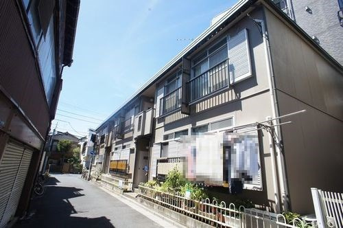 墨田区東向島５丁目のアパートの外観