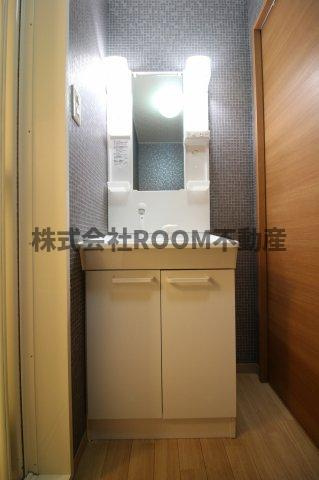 カーサ・ポルテの独立洗面台|使いやすい独立洗面台です