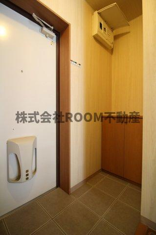 カーサ・ポルテの玄関|収納もある玄関です