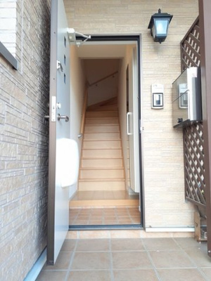 【玄関】 | ファインアップルＳＫ | 明るい玄関です