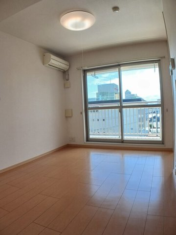 【居間・リビング】 | サンハウス志家 | 居間です