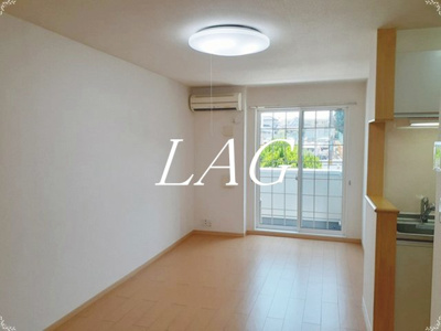 【居間・リビング】 | ローズパーク弐番館 | 洋室のお部屋です。