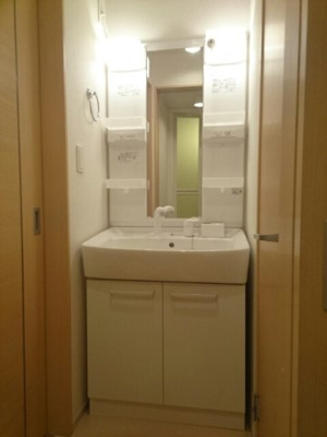 【洗面所】 | 銀河２ | 忙しい朝には欠かせない洗面所です