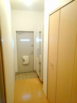 【玄関】 | 銀河２ | ゆったりとした玄関です