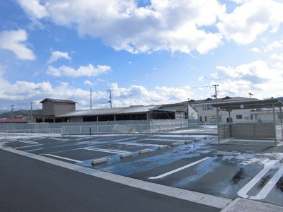 【駐車場】 | メゾン双鶴Ｅ | 駐車場があります