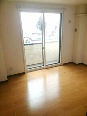 【居間・リビング】 | ジュネス・ソシア | リビングです