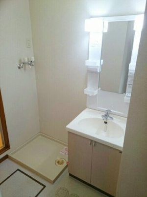 【洗面所】 | ジュネス・ソシア | コンパクトで使いやすい洗面所