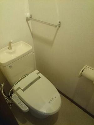 【トイレ】 | ジュネス・ソシア | シンプルで使いやすいトイレです