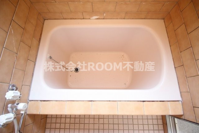 村中コーポの浴室|日々の暮らしに欠かせないお風呂です