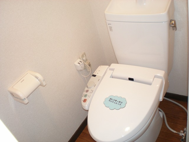 【トイレ】 | ブエナ　ティエラ | シャワートイレ