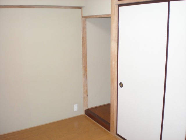 【収納】 | ブエナ　ティエラ | ４．５帖洋室