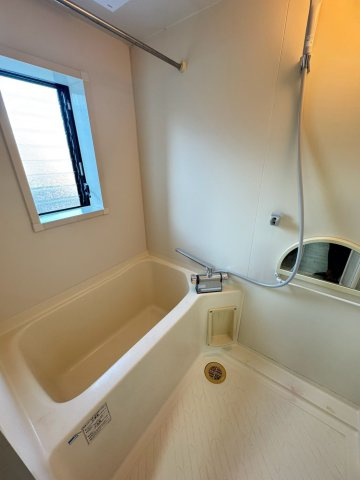 メゾンI'sの浴室