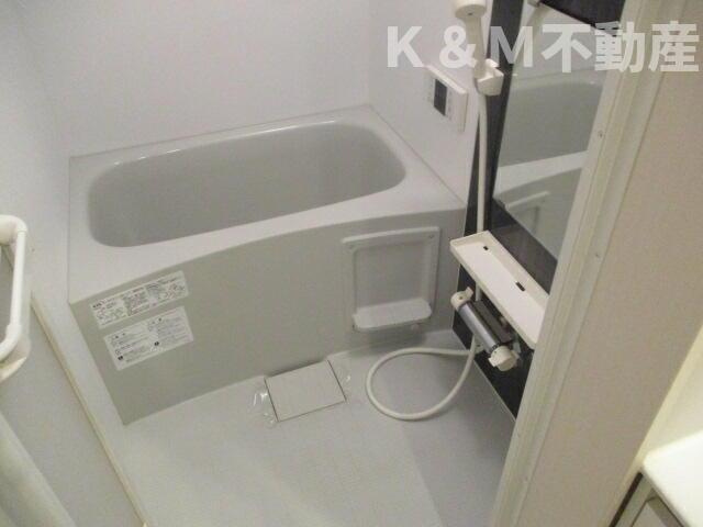 デザイナーズ柏の浴室|コンパクトで使いやすいお風呂です