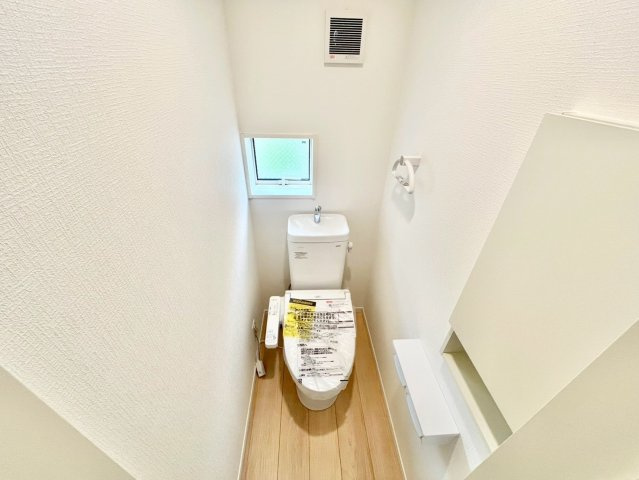 高松　新築分譲住宅　全２区画のトイレ