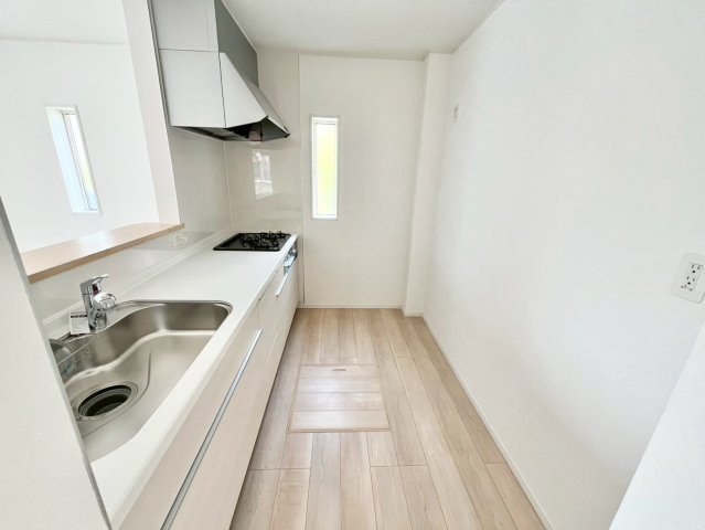 高松　新築分譲住宅　全２区画のキッチン
