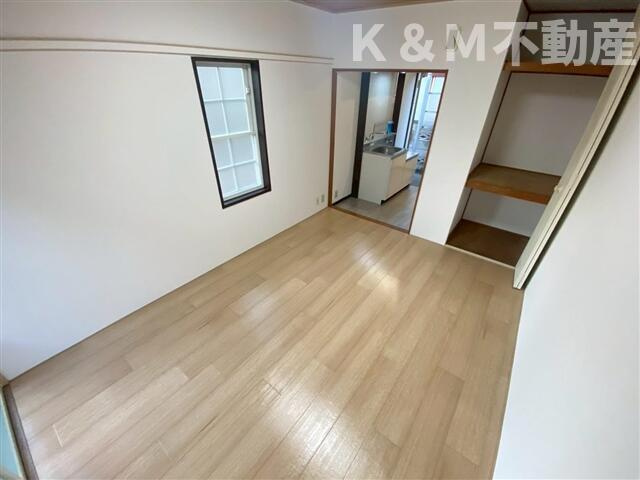 コーポラス久米の居間・リビング|居間です