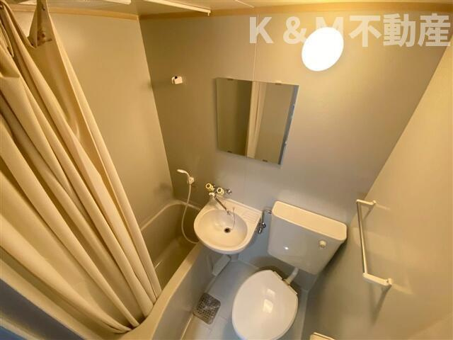 コーポラス久米の浴室|お風呂です