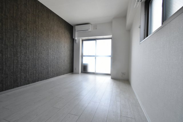 ネクサス西宮の居間・リビング