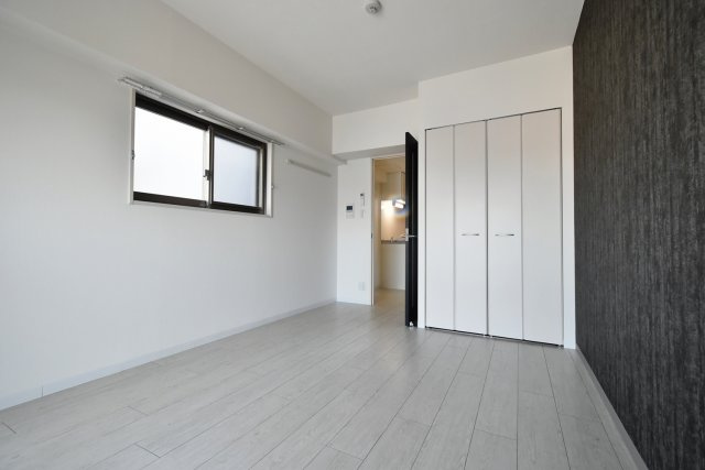 ネクサス西宮の居間・リビング