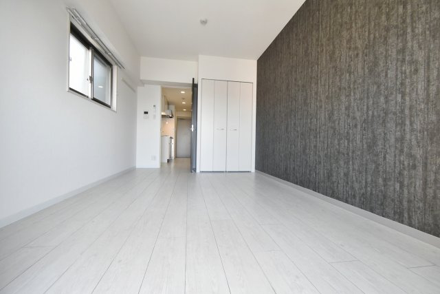 ネクサス西宮の居間・リビング