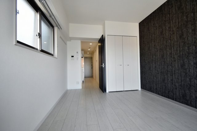 ネクサス西宮の居間・リビング