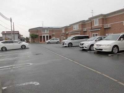 クレメント　サニーⅡの駐車場|駐車場に車を止められます