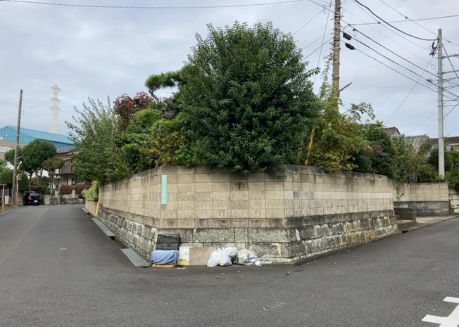 【外観】 | 販売されている全ての土地が、宅地用の土地であるとは限りません。都市計画法に基づき、基本的に住宅を建てることができるのは土地計画区であることに加え、市街化区域として定められている地域のみとなっています。