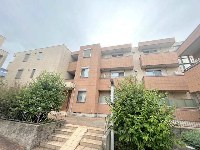 フォレストガーデン鷺宮Ⅲ