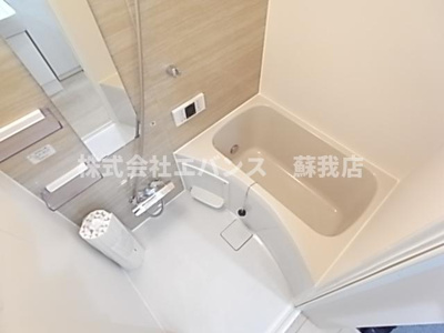 【浴室】 | S Court | ゆったり過ごせるお風呂です