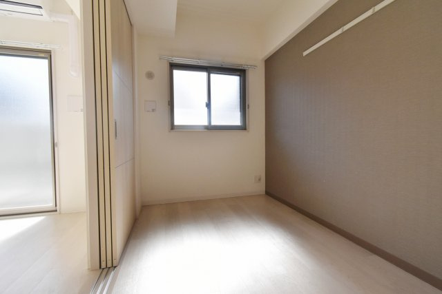 プリマヴェーラ甲子園一番町の洋室