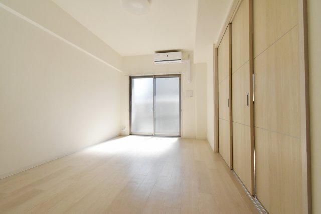 プリマヴェーラ甲子園一番町の居間・リビング