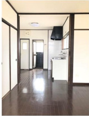 ウララハウスⅡの居間・リビング