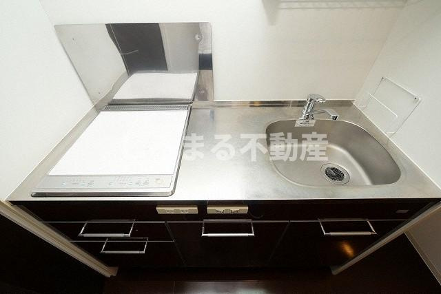 SERENiTE本町エコートのキッチン