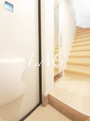 【玄関】 | アヴェニール | 玄関です。