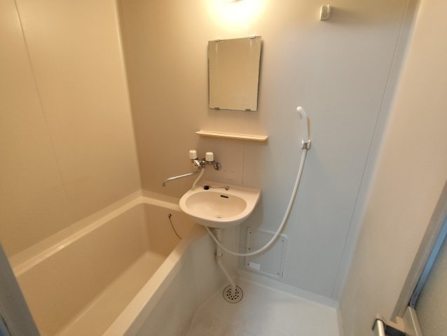 プランドールＭの浴室