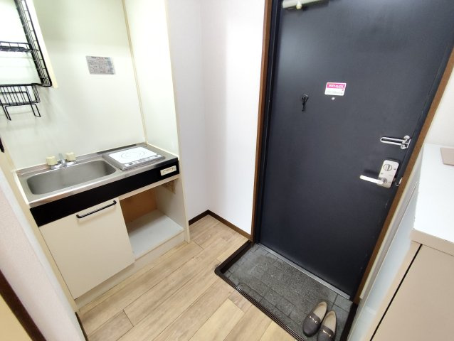 プランドールＭの玄関