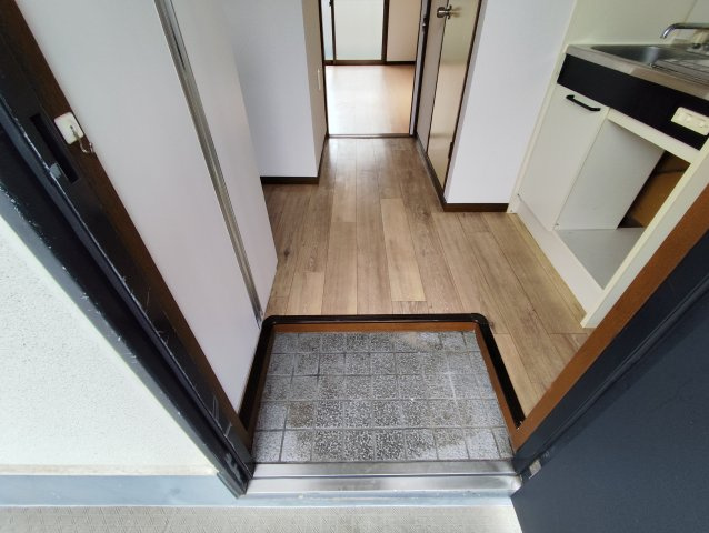 プランドールＭの玄関