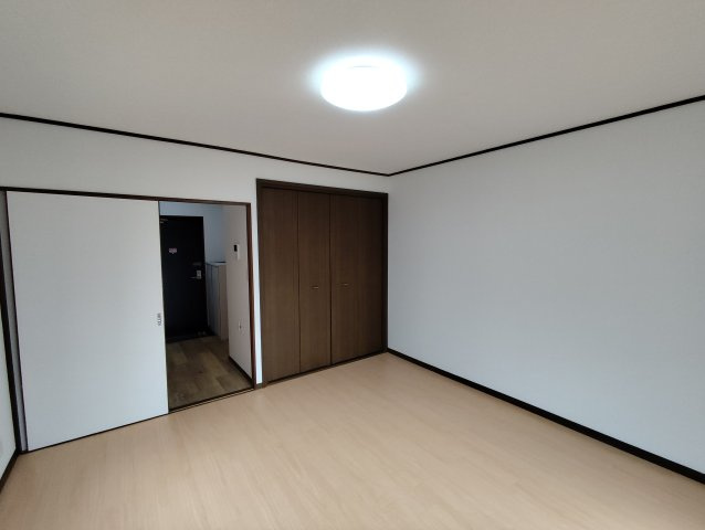 プランドールＭの居間・リビング