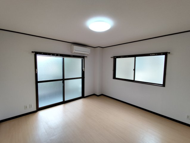 プランドールＭの居間・リビング