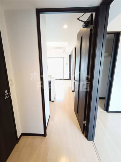 【内装】 | エステムコート難波WEST-SIDEⅡベイフレックス | 内装は落ち着いています