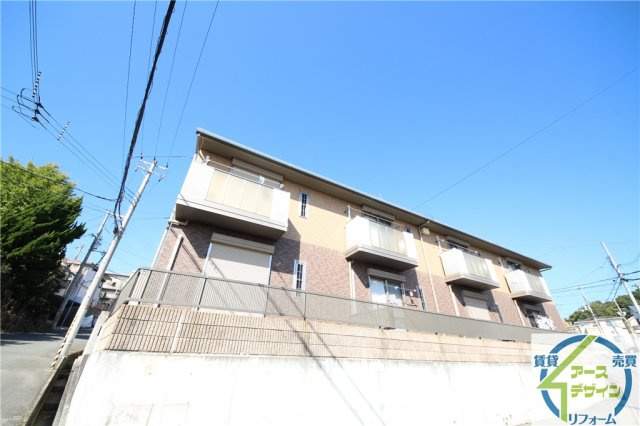 ヒルトップの外観|落ち着いた雰囲気の外観です