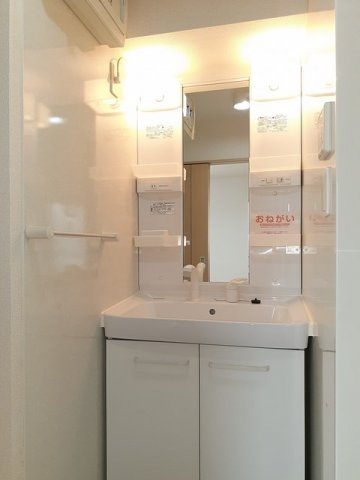 シュノンソーの洗面所