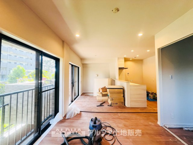 ドラゴンマンション立川壱番館の居間・リビング