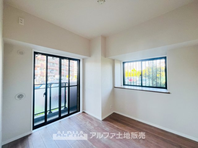 ドラゴンマンション立川壱番館の洋室