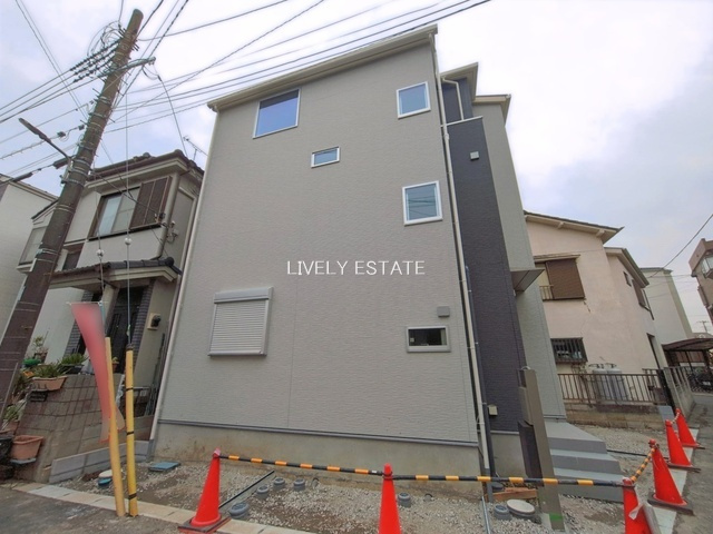 草加市谷塚上町 新築売戸建住宅の外観