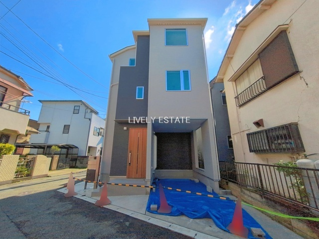 草加市谷塚上町 新築売戸建住宅の外観