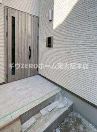 クレアール八戸ノ里のエントランス