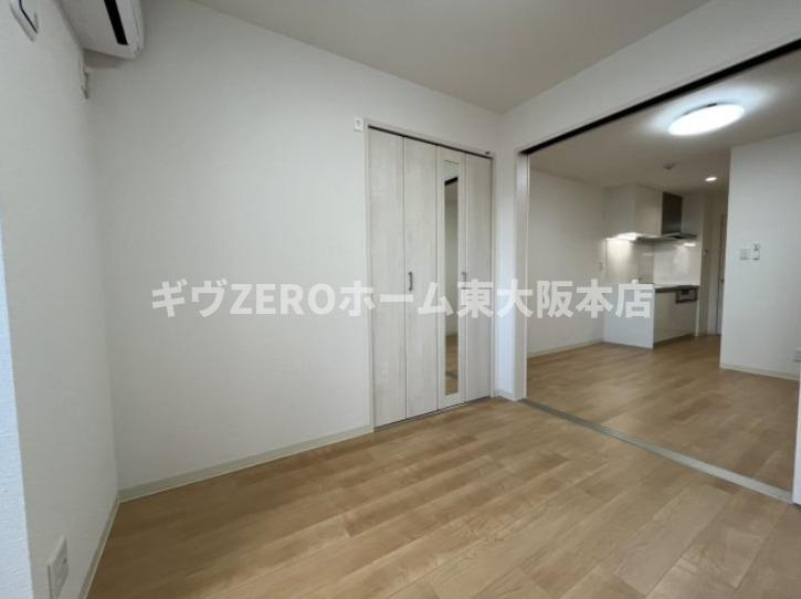 クレアール八戸ノ里の居間・リビング