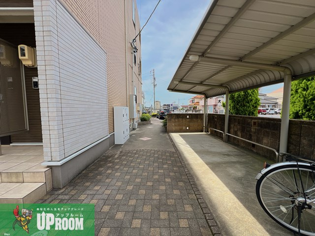 ローズのエントランス