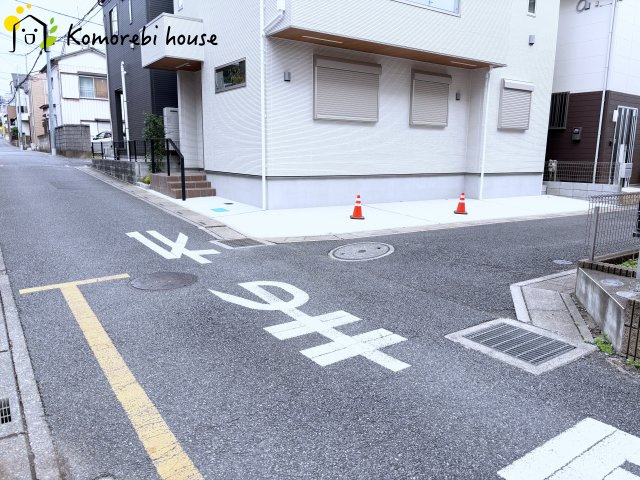 さいたま市北区日進町2丁目　新築一戸建て　01の前面道路含む現地写真|前面道路です